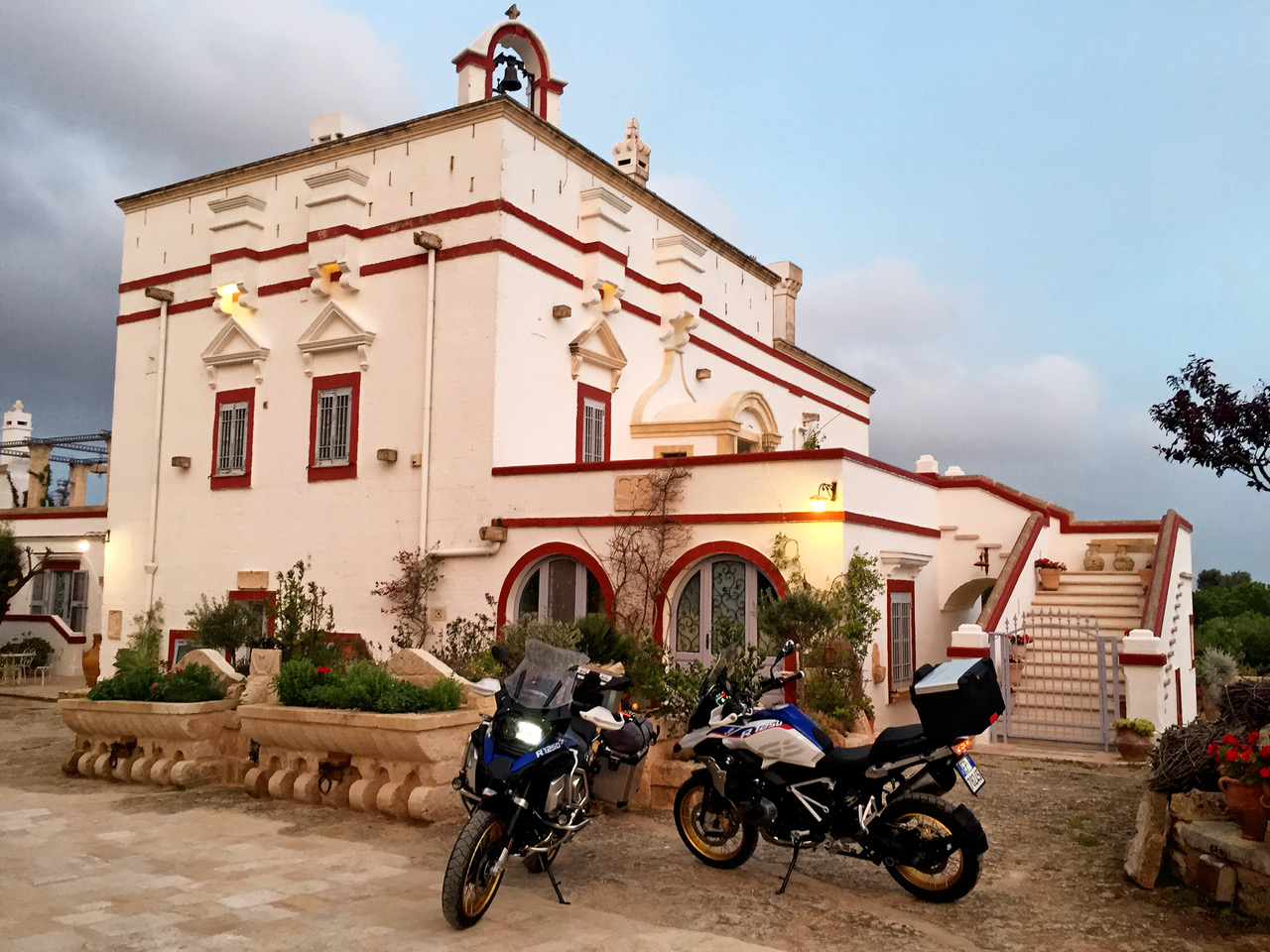 Press Tour InMoto 2019.jpeg Press Tour InMoto 2019.jpeg